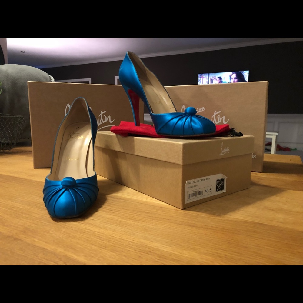 Christian Louboutin blue satin Viva Lolo size 40.5